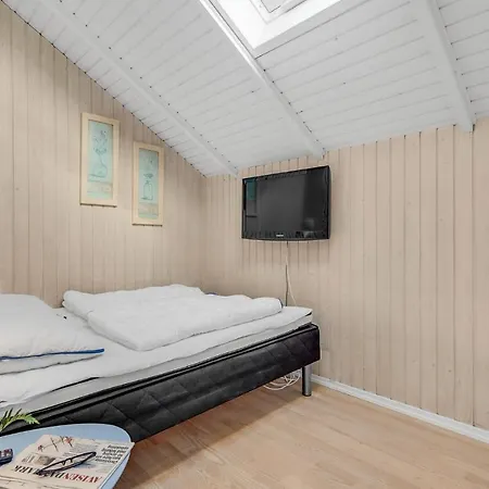 Holiday home 3 Bedroom Amazing In Romo *