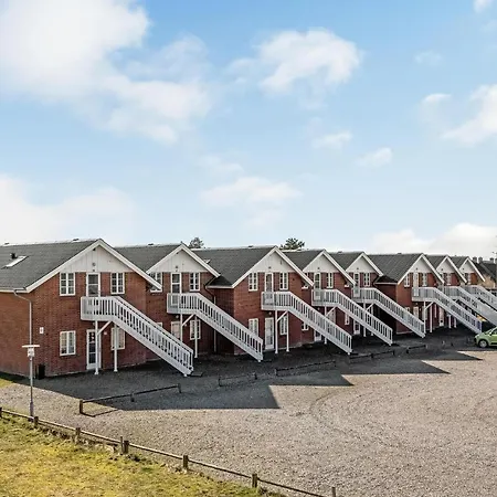 Сasa de vacaciones 3 Bedroom Lovely In