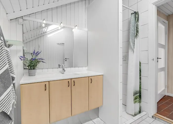 3 Bedroom Lovely In Сasa de vacaciones Romo