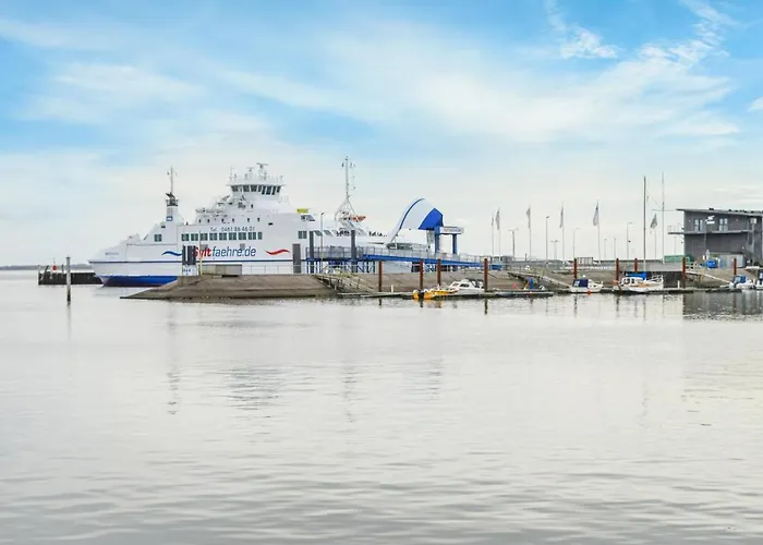 3 Bedroom Lovely In Romo