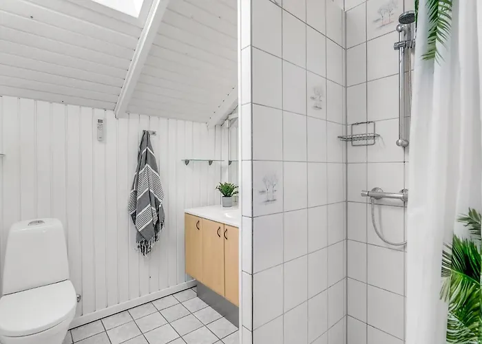 Сasa de vacaciones 3 Bedroom Lovely In