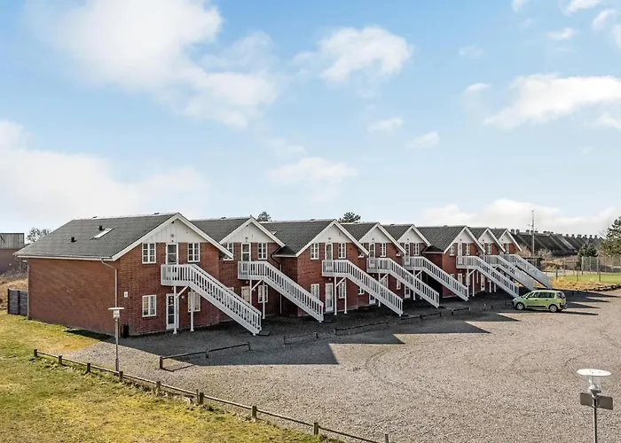 Сasa de vacaciones 3 Bedroom Lovely In