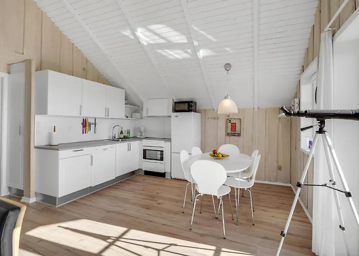 3 Bedroom Lovely In * Romo